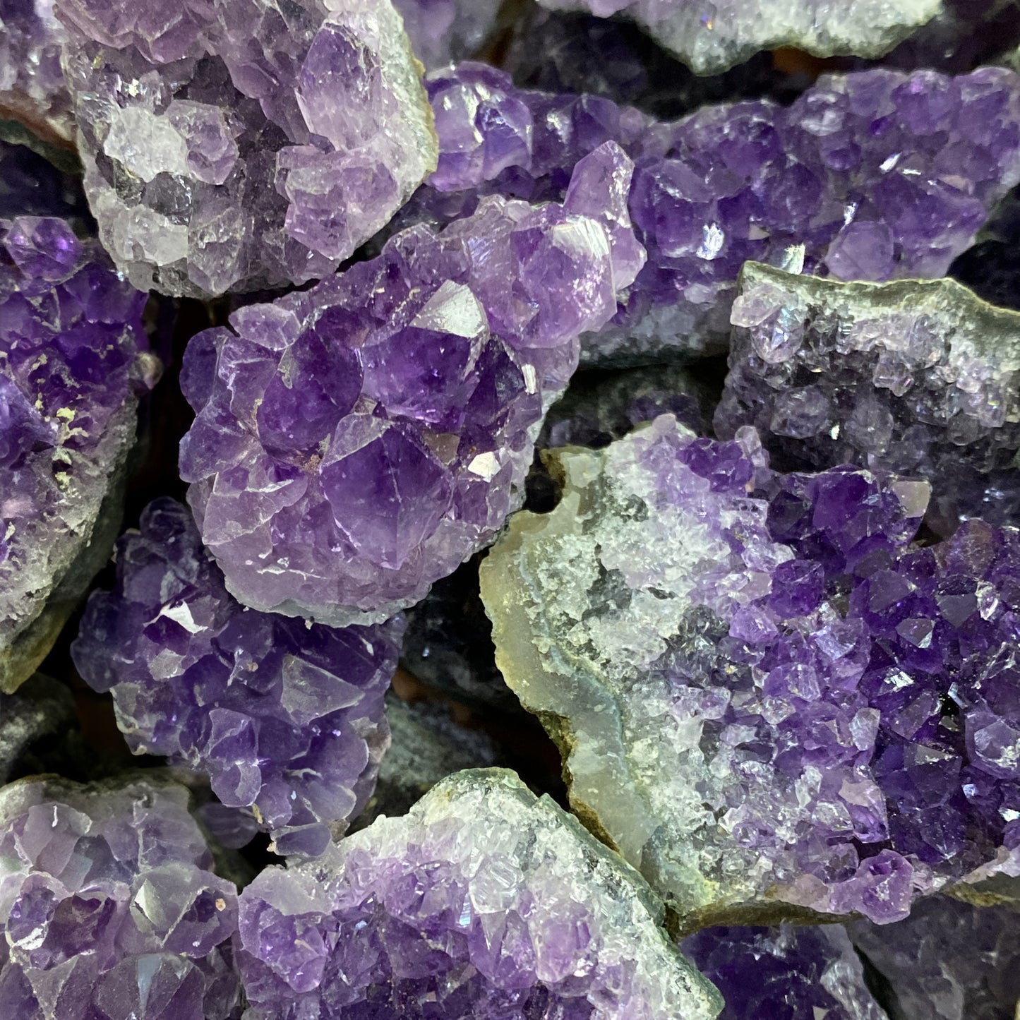 Druza Amatista Contra Energía Negativa